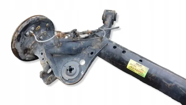 Viga suspensión trasera Mazda OE AYC2081 - Usado image 7