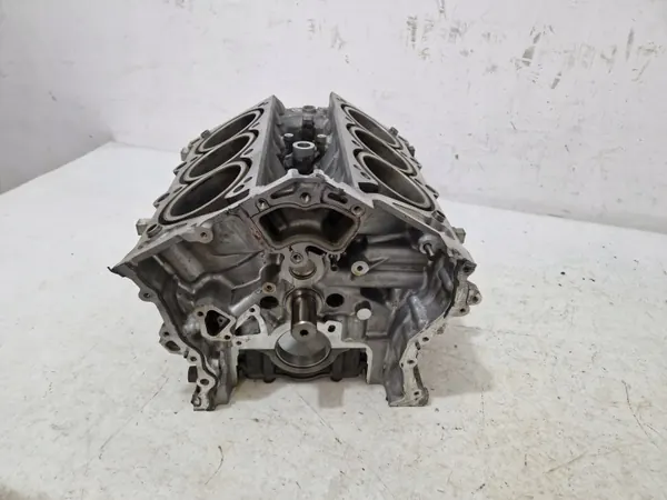 Bloque Motor Chrysler OEM 68237714AE - 3.6L Usado image 5