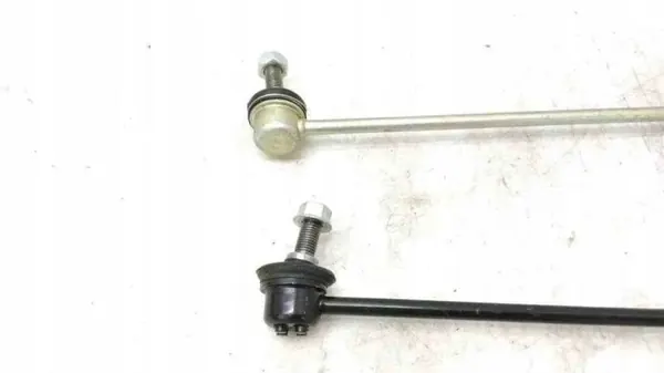 Mazda 323 Achter Stabilisatorstang OEM BC1D28170A image 4