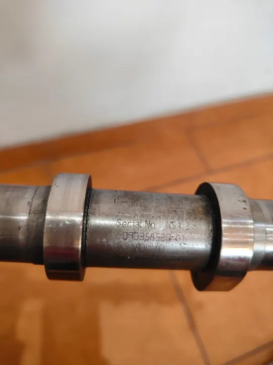Arbre à cames Volvo V40 OEM 4903543 4947547 2.0 D3 image 6