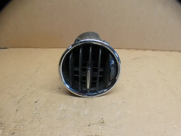 Luchtinlaatconsole FIAT 500 C 1.0L Benzine 2023 image 7