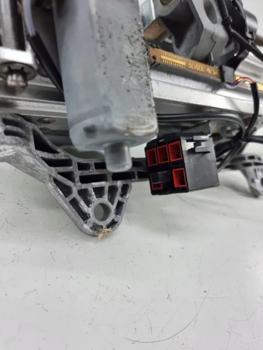 Jaguar F-Type 2018 Stuuronderdeel OEM FW933C529AA image 5