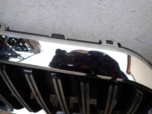 Skoda Superb 3 III Front Grill 2019-2024 OEM 3V0853653G image 2