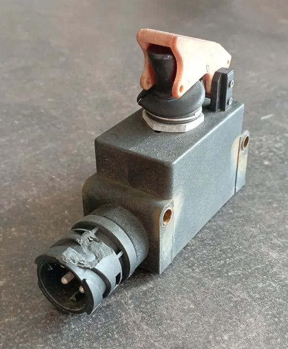 Batteri Avstängare OEM 20367498 för Volvo image 2