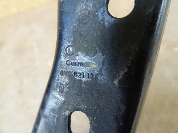 Höger fram skärm fäste AUDI A3 8V 8V0821136C image 7