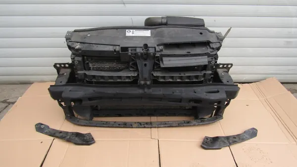 VW Golf 6 VI etuohjaus 1.6 TDI OEM image 2