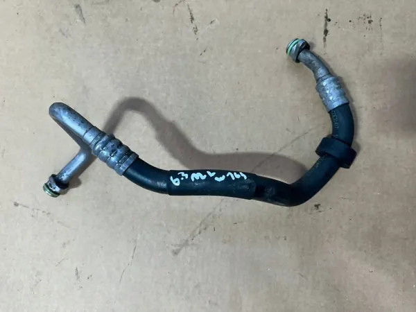 Conduit de refroidisseur d'huile OEM A1561800082 Mercedes ML image 2