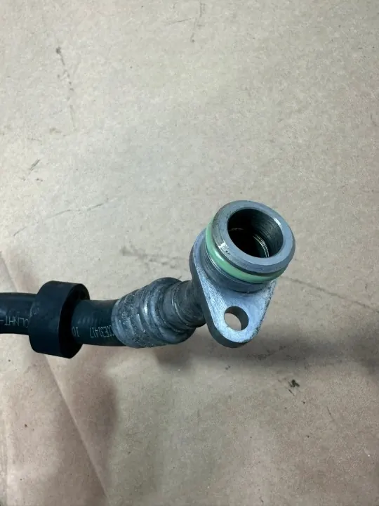 Conduit de refroidisseur d'huile OEM A1561800082 Mercedes ML image 7