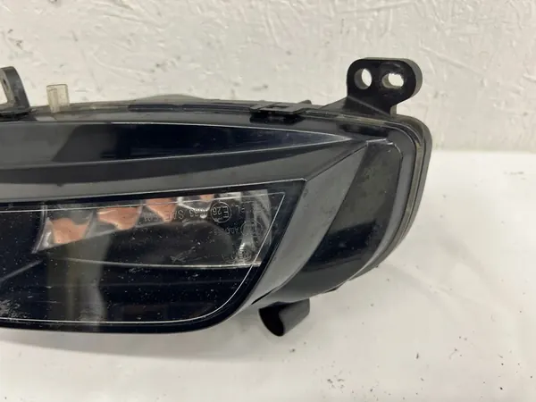 Farol de neblina dianteiro direito Audi A4 B8 8K 8K0941700B image 3