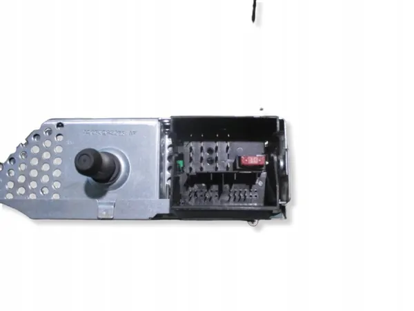 Rádio Peugeot OE usado OEM 96643699XT para 207 SW image 3