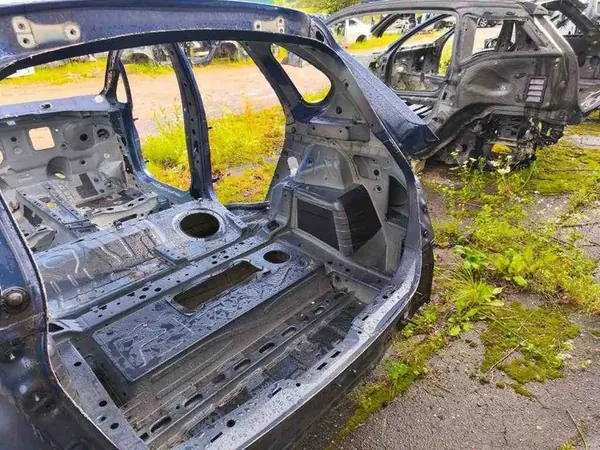 Quarto traseiro direito BMW 2 ACTIVE TOURER (F45) 2016 OEM image 5