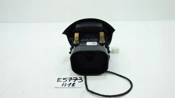 Rejilla de ventilación Mercedes-Benz GLC X254 OEM A2548305202 image 4