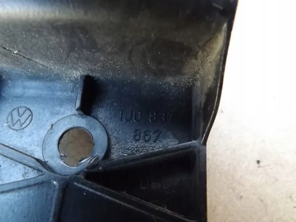 VW Passat B5 Golf IV Vorderes Linkes Türschloss 1J0837867 image 10