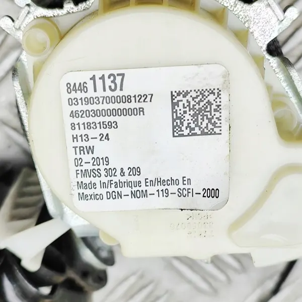 Rear Right Seat Belt Cadillac Escalade 6.2L OEM 84461137 image 6