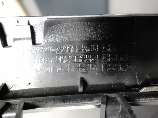 BMW G30 LCI Grill Front Original image 7