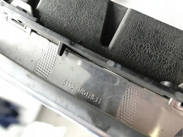 BMW G30 LCI Grill Front Original image 9