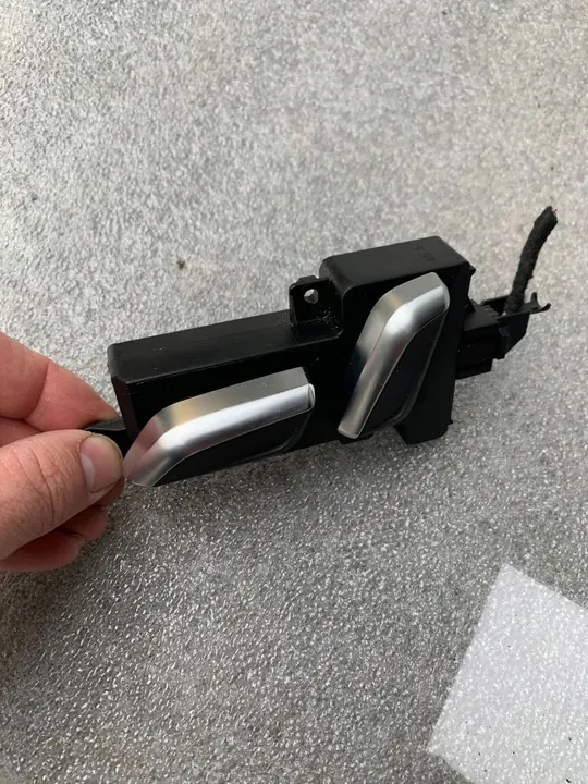 Linker stoelbedieningsschakelaar AUDI A4 8W0959747B image 2