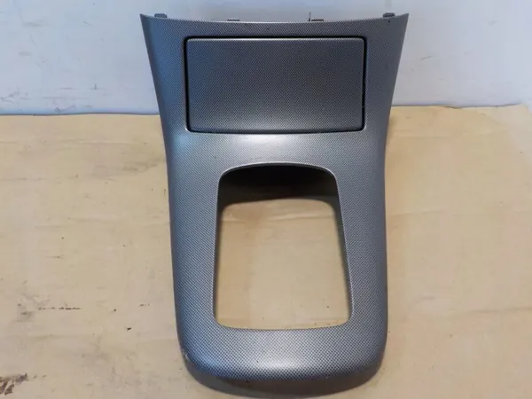 Cenicero salpicadero OEM POPIELNICZKA Toyota Avensis T25 image 5