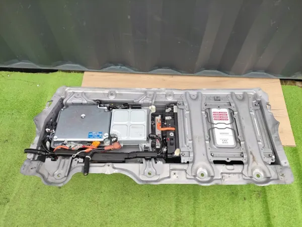 Batería híbrida Honda Civic OEM CA3-SJ120244 image 2