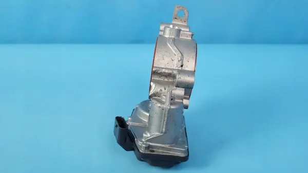 BMW Gasklep OEM 8601651 voor X3 G01 LCI image 10