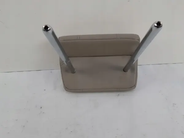 Range Rover Velar L560 achterste hoofdsteun OEM 1081674114 image 3