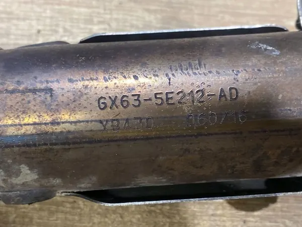 Jaguar XF X260 Pakoputki OEM GX63-5E212-AD image 6