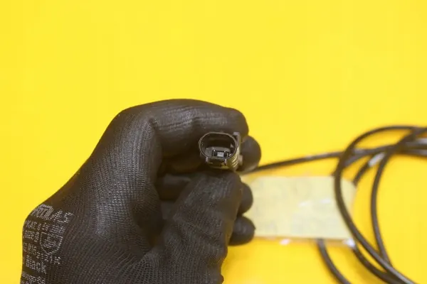 ABS Sensor Rear Left Mercedes-Benz Sprinter 13- OEM image 4