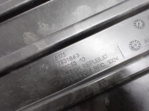 OEM 7931863 Bouclier Sous-Caisse Diffuseur Arrière BMW iX image 3