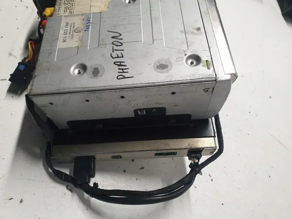 Alpine DHA-S680P TME-M750 Verstärker für VW Phaeton image 8