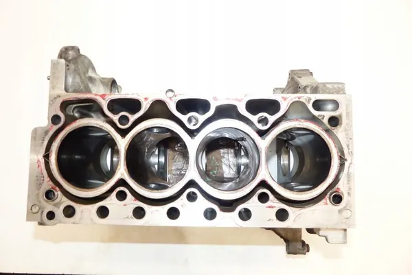 Bloque Motor Volvo D4204T5 - 2.0 D4 Diésel image 4