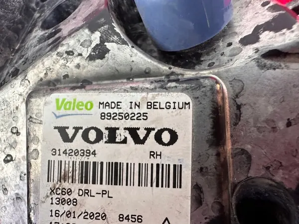 Halogen LED DRL Volvo XC60 I Lift OEM 31420394 image 4