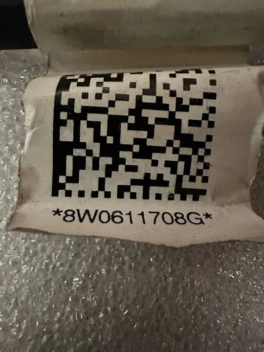 Rechter remleiding Audi A4 A5 8W0611708G image 2