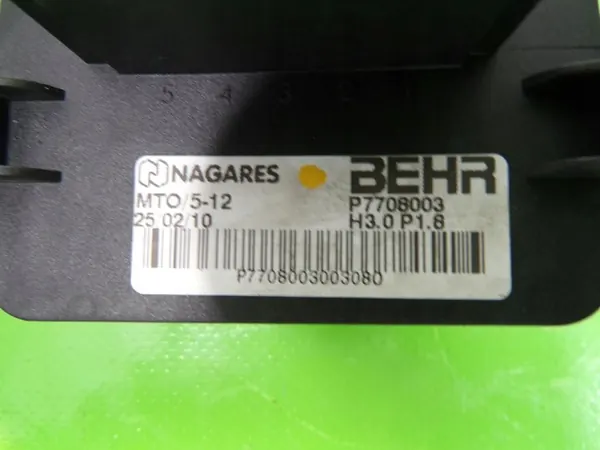 Peugeot 5008 Résistance Chauffage P7708003 Occasion image 3