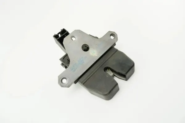 Ford Focus MK3 tavaratilan lukko OEM 6M51-R442A66-CR image 3