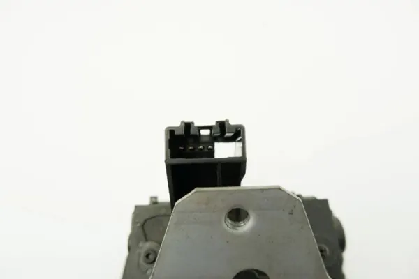 Ford Focus MK3 tavaratilan lukko OEM 6M51-R442A66-CR image 5