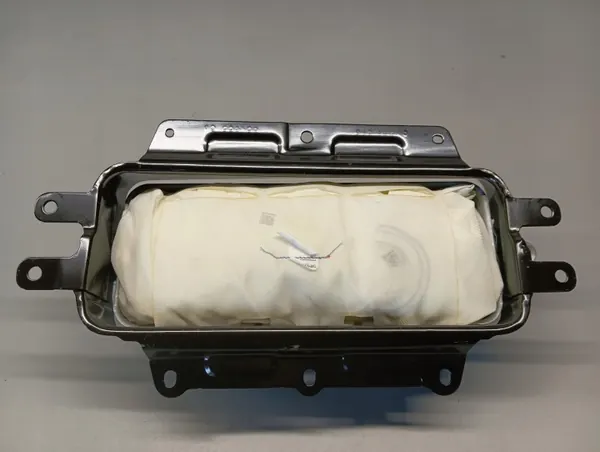 Airbag passageiro Jeep Grand Cherokee WK2 P68195938AA image 2