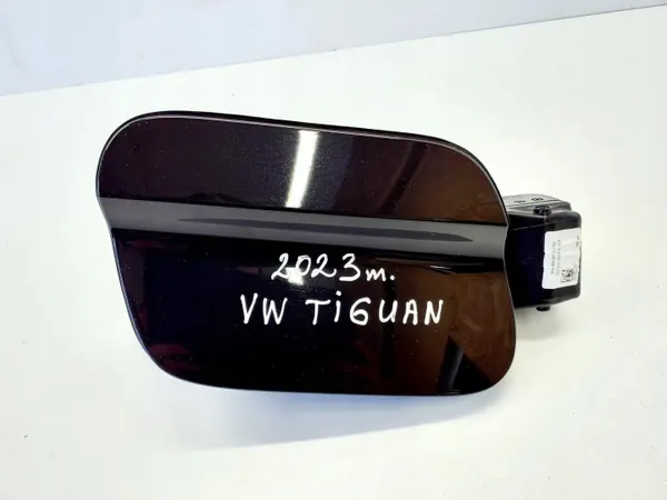 VW TIGUAN (AD1) Bränslelock OEM 04E010012R 2023 image 2