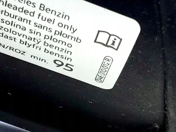 VW TIGUAN (AD1) Bränslelock OEM 04E010012R 2023 image 3