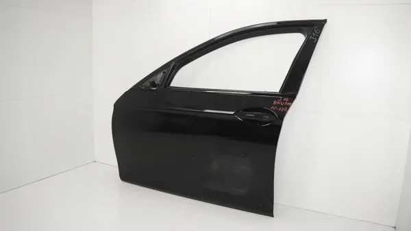 BMW F10 Fram Vänster Dörr OEM 360198635 - Begagnad image 3