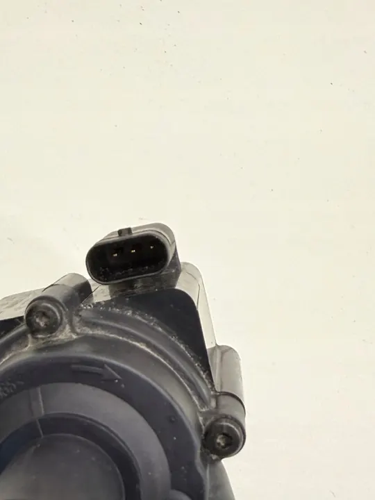 AUDI S6 A6 A7 S7 C7 Vattenpump OEM 079121601A image 4