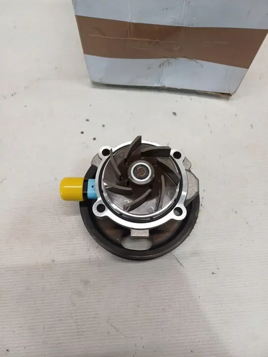 Vattenpump Opel Corsa E 1.3 CDTI 55588014 image 2