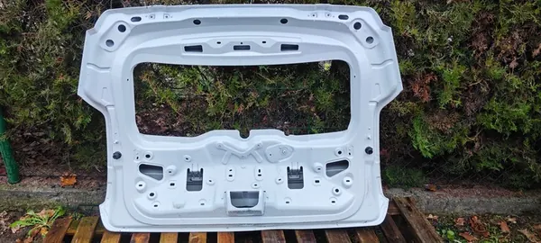 RENAULT R5 E-TECH SÄHKÖINEN Takaluukku 901001702R image 3