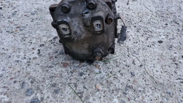 Front Differential Subaru Forester SG 2003 Rear Diff image 3
