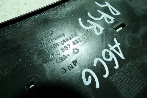 Griglia paraurti destra AUDI A6 AVANT 4F0807682P image 3