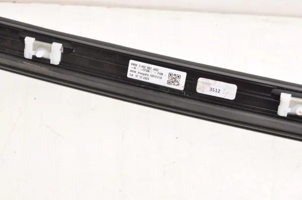BMW I4 G26 Kattojousi Oikea OEM 5A5C0B2 image 10