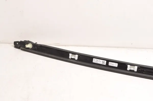 BMW I4 G26 Kattojousi Oikea OEM 5A5C0B2 image 4