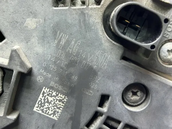 Vaihtovirtageneraattori AUDI A5 (8T3) 2014 03L903017E image 5