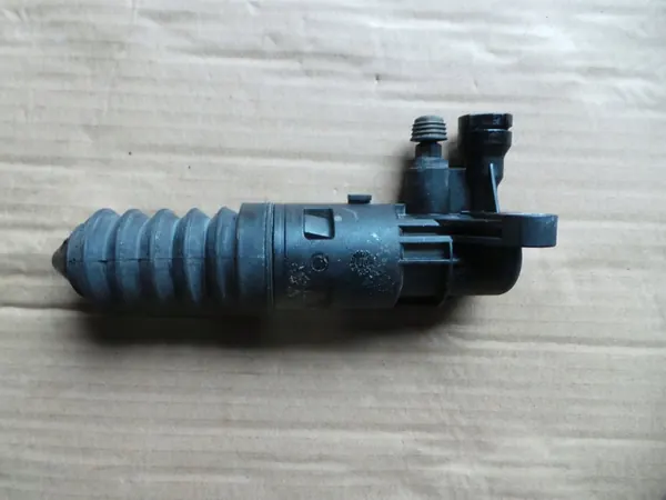 Kytkinpumppu Seat Exeo 8E0721257Q image 2