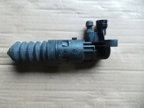 Kytkinpumppu Seat Exeo 8E0721257Q image 3