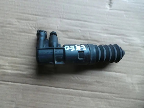 Kytkinpumppu Seat Exeo 8E0721257Q image 4